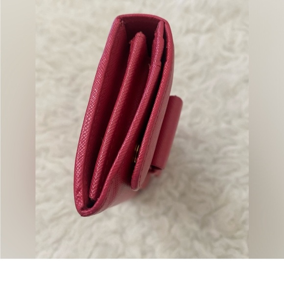 Authentic Prada Fuchsia Saffiano Leather Bow Continental Wallet - Picture 7 of 15
